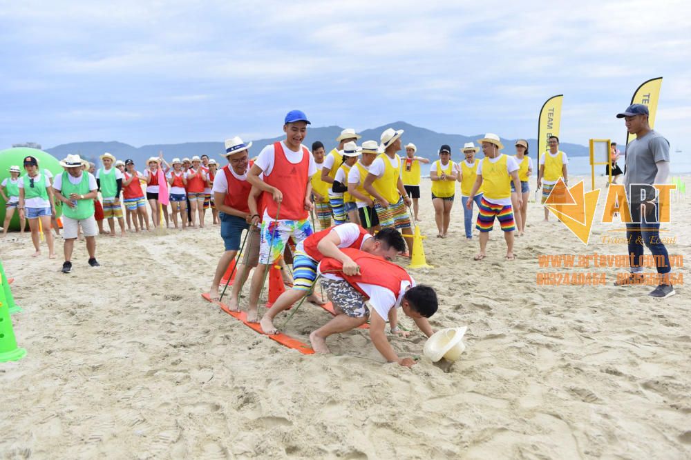 Teambuilding tại biển Mỹ Khê Đà Nẵng 