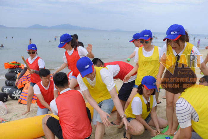 Tổ chức Team Building tại Lăng Cô Huế