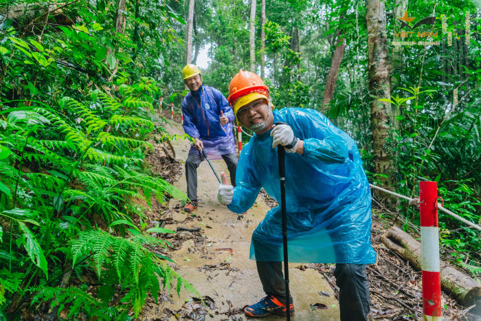 Tour Trekking Bạch Mã - Thác Đổ Quyên