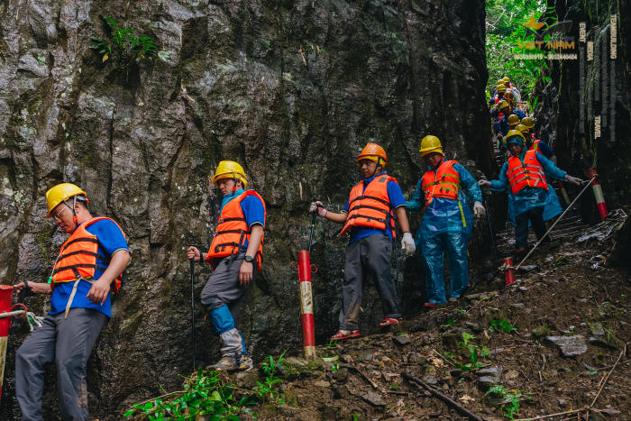 Tour Trekking Suối Tiên Phú Quốc