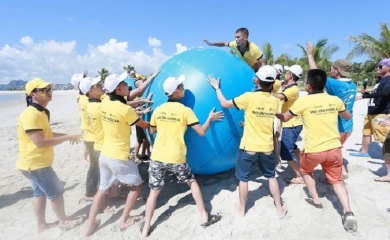 Trò chơi SuperBall Tổ chức Team Building Đà Nẵng